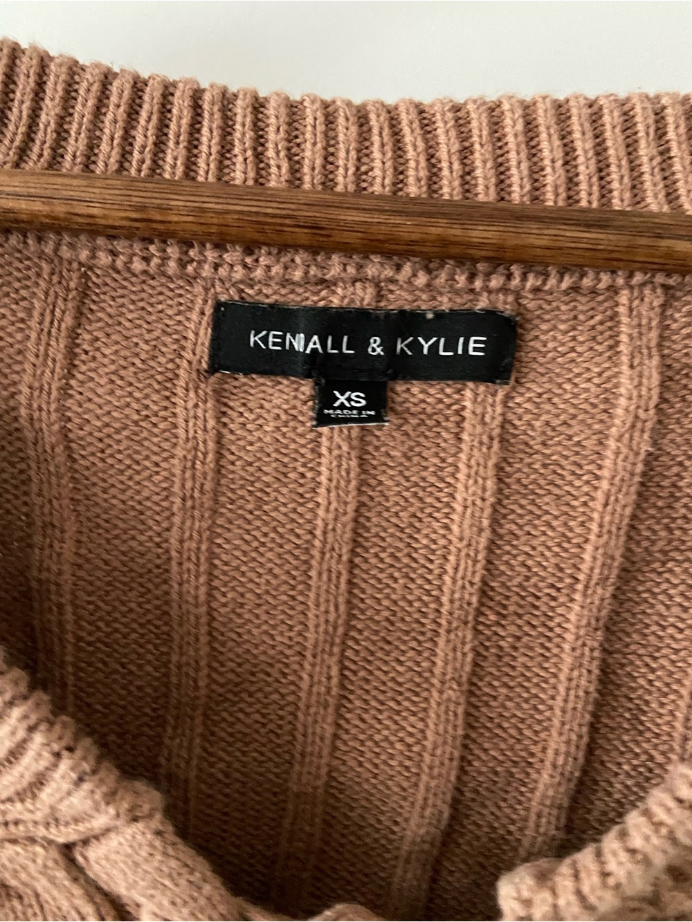Kendall & Kylie Ribbed Lace-Up V-Neck Cropped Sweater - Picture 4 of 5